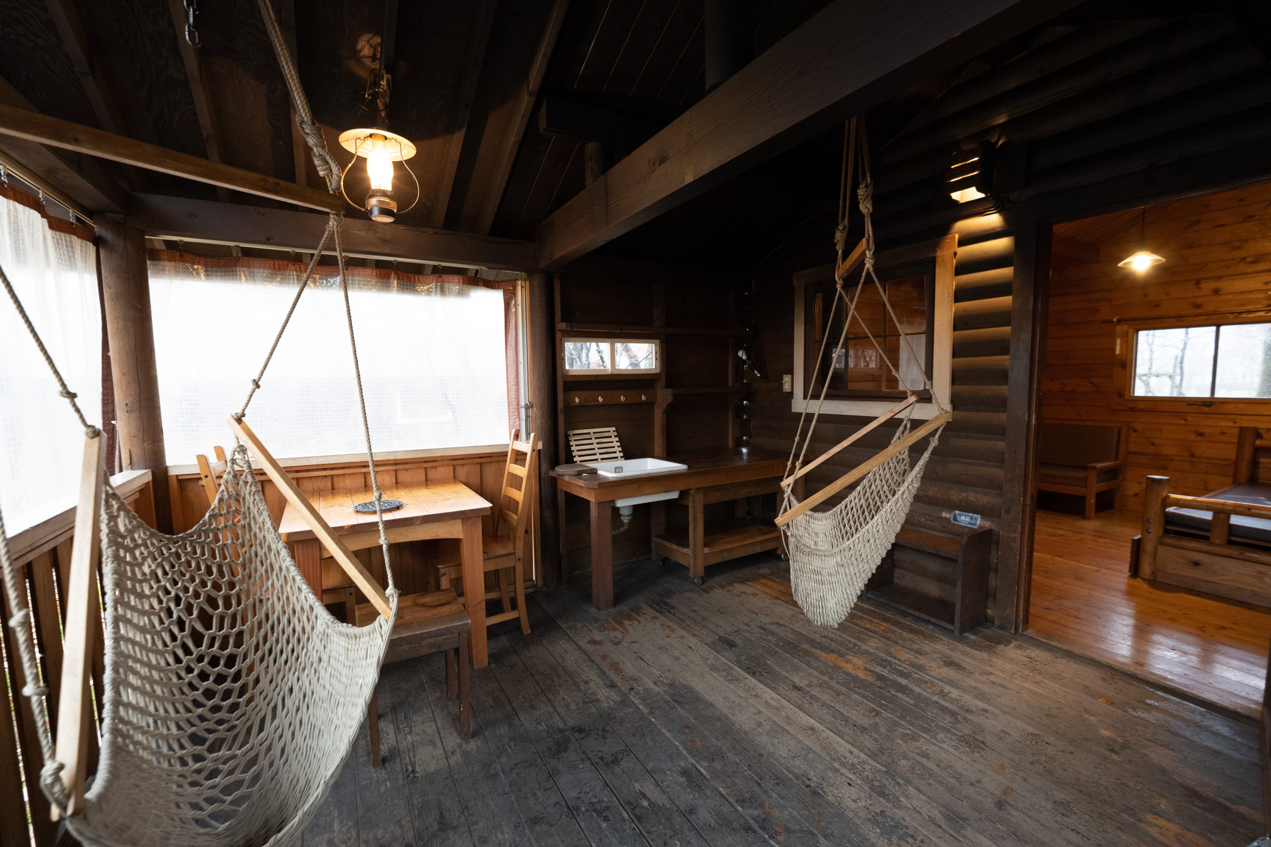 長野原町北軽井沢から、素敵な温泉宿と大人気のキャンプ場をご紹介